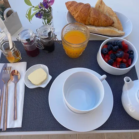 La Hugotine Bed & Breakfast Marseillan (Herault)