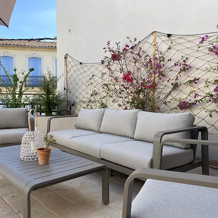 La Hugotine Bed & Breakfast 4*